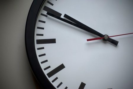 Programa-do-governo-flexibiliza-jornada-de-trabalho-e-salarios