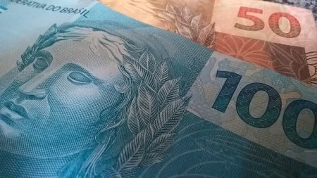 Temer-sanciona-com-vetos-lei-que-legaliza-beneficios-fiscais-de-estados